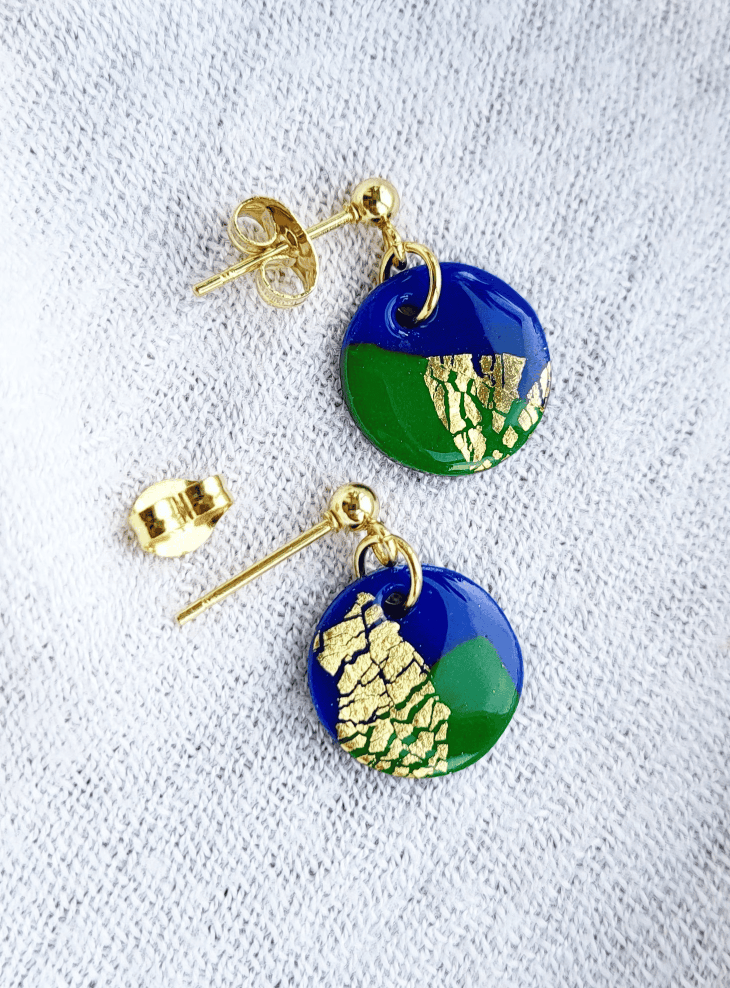 Dúil Dainty Dangle Earrings - Blue Green and Gold