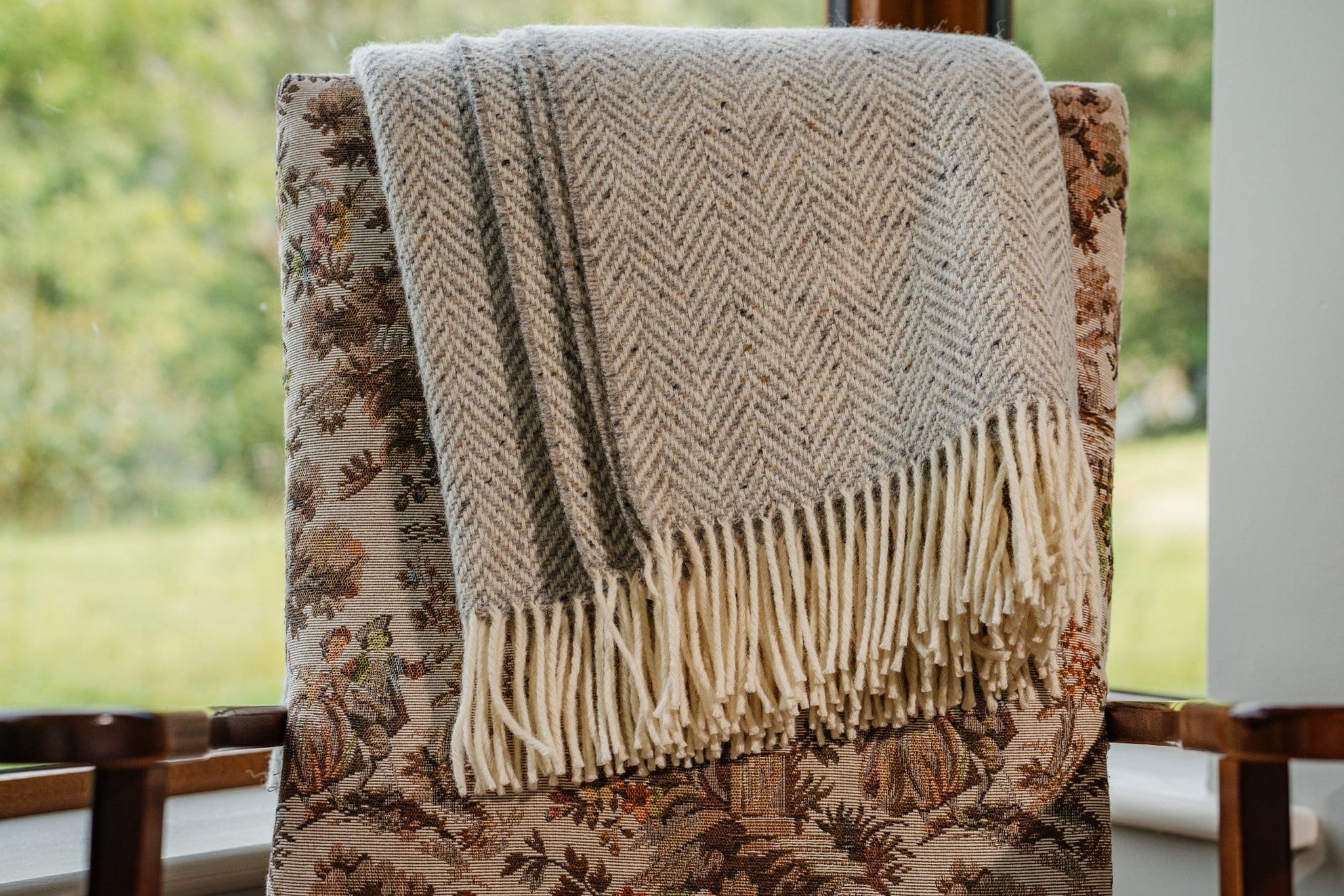 Connemara Blanket Light Grey