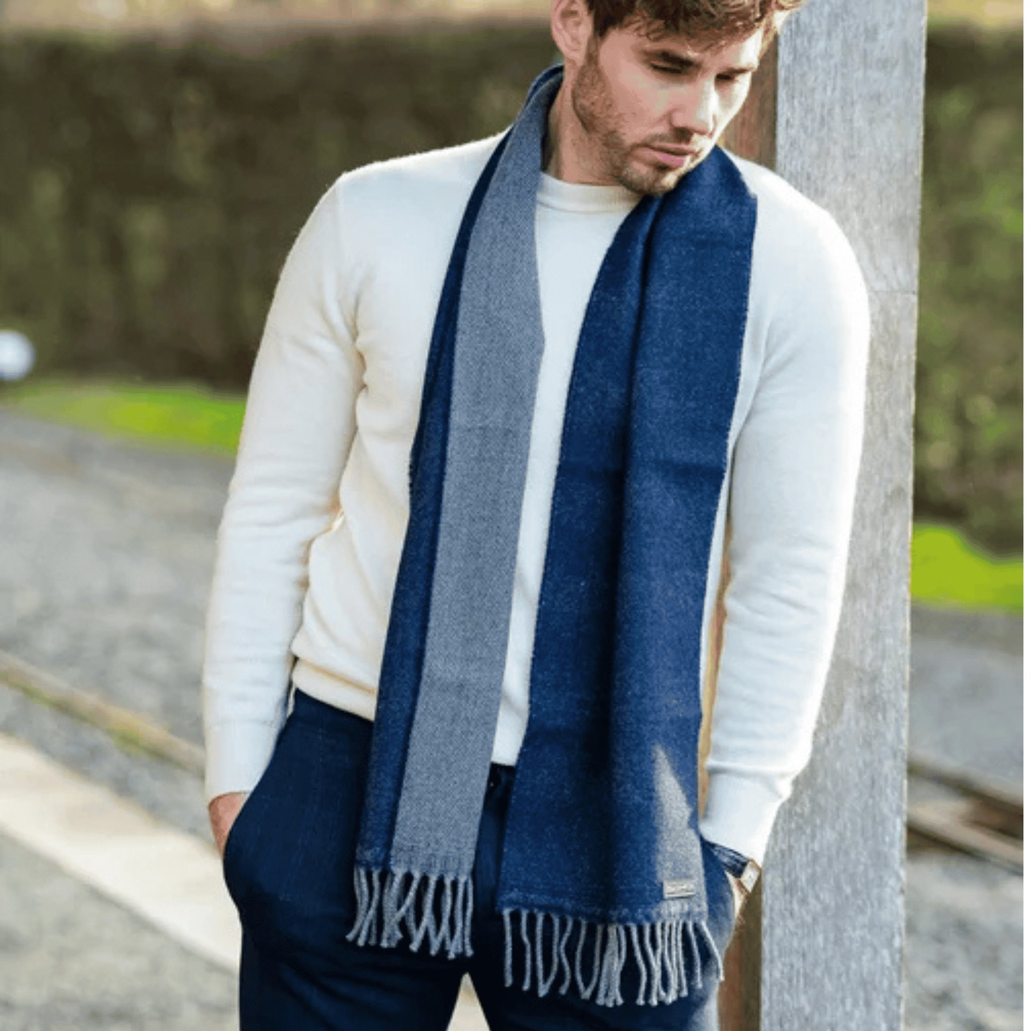 Lambswool Scarf - Grey and Navy Reversable
