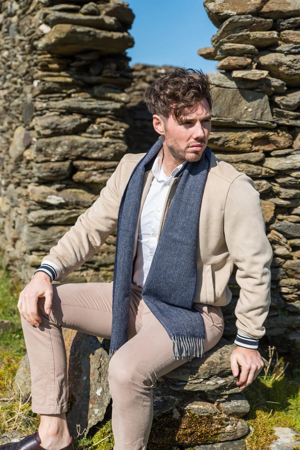 Lambswool Scarf - Navy and Grey Herringbone