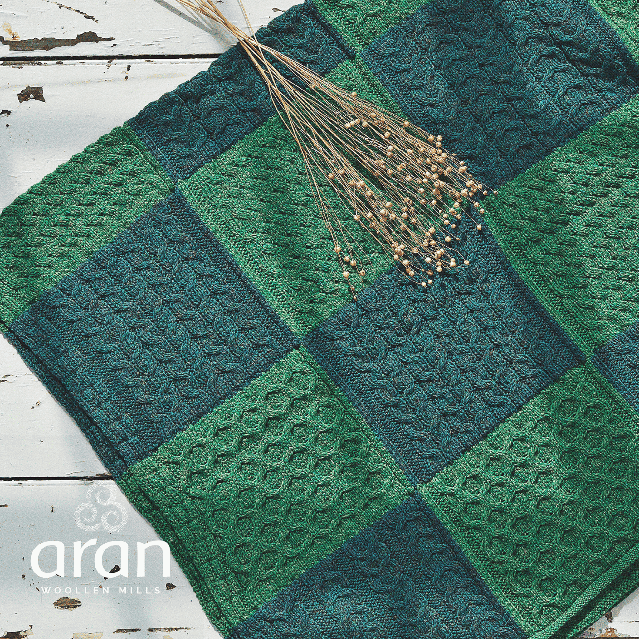 Aran Woollen Mills Aran Merino Patchwork Throw - Green