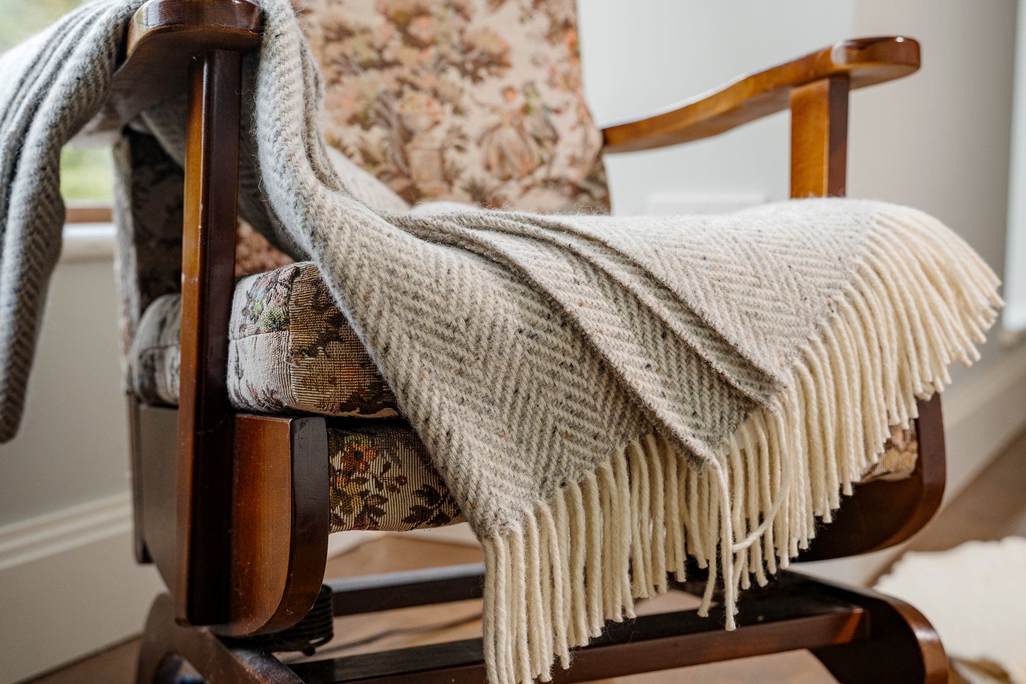 Connemara Sheep & Wool Centre Connemara Blanket Light Grey