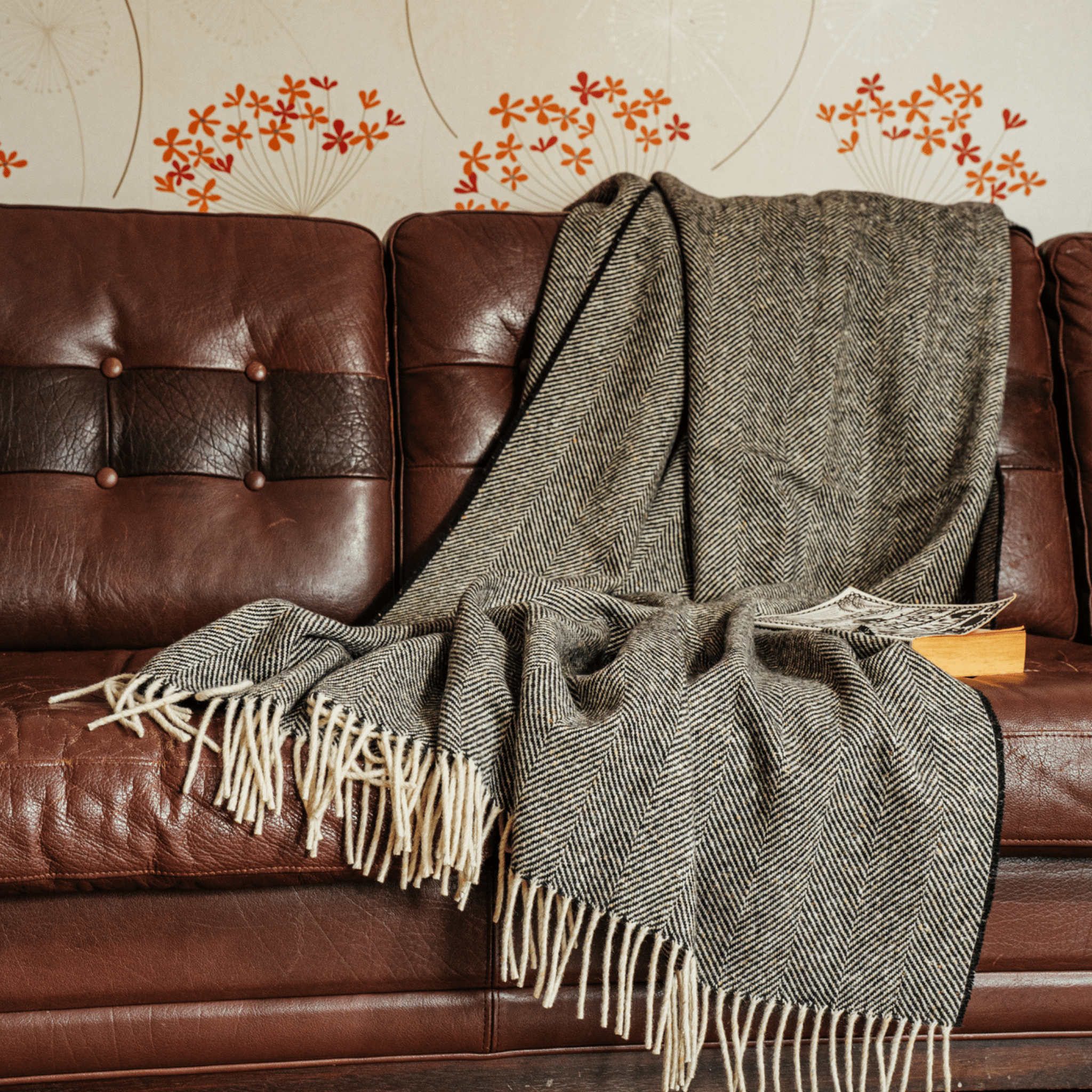 Connemara Sheep & Wool Centre Connemara Handloomed Merino Wool Blanket - Blackgrain