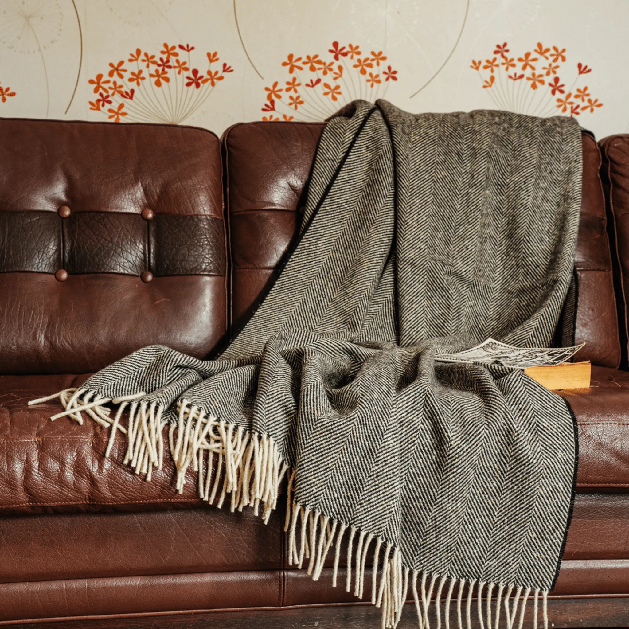 Connemara Sheep & Wool Centre Connemara Handloomed Merino Wool Blanket - Blackgrain
