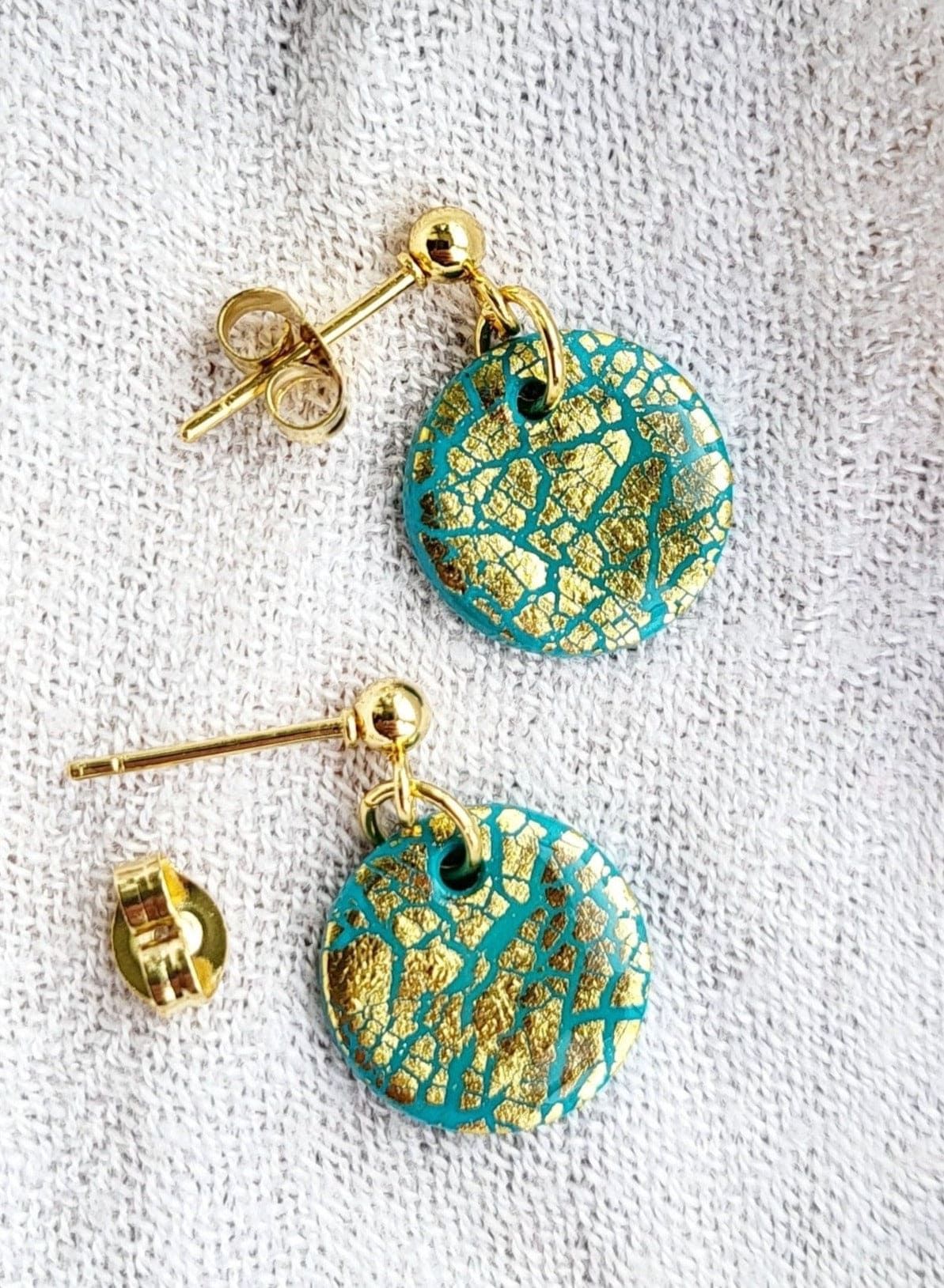 Dúil Dúil Dainty Dangle Earrings - Peppermint, Blue and Gold