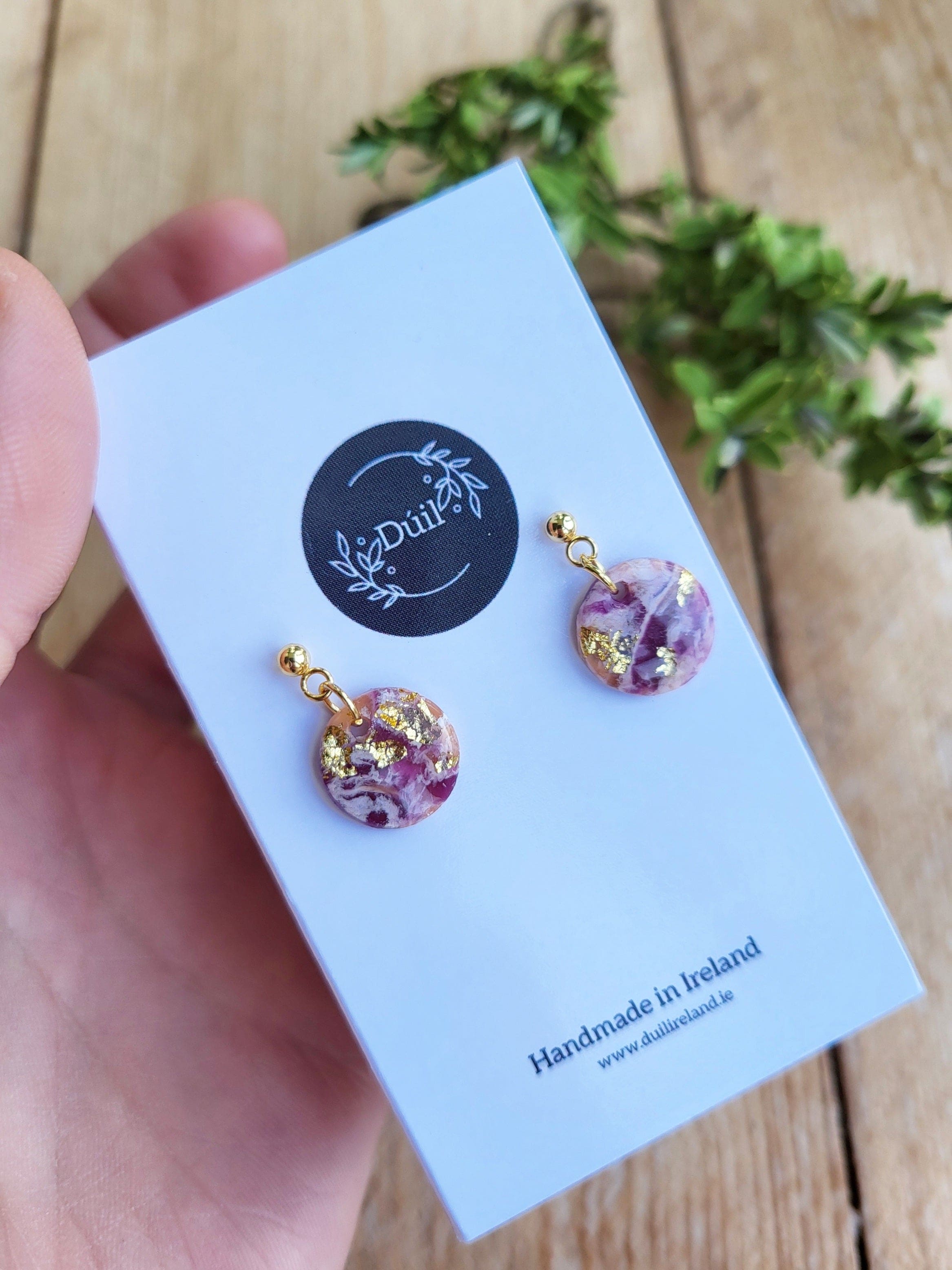 Dúil Dúil Dainty Dangle Earrings - Purple Colourburst