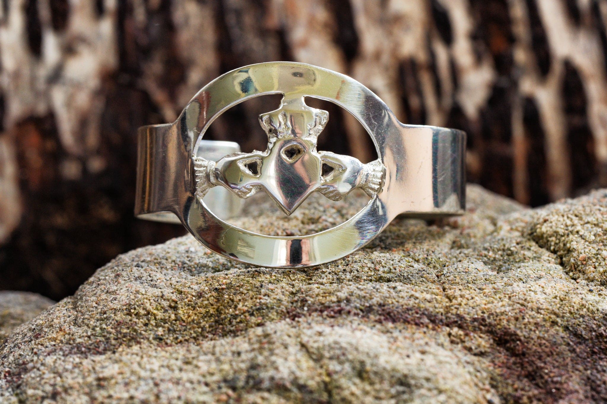 Claddagh Bangle
