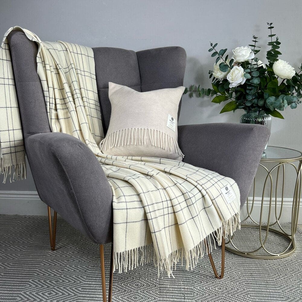 McNutt Lambswool Throw - Ice Maze