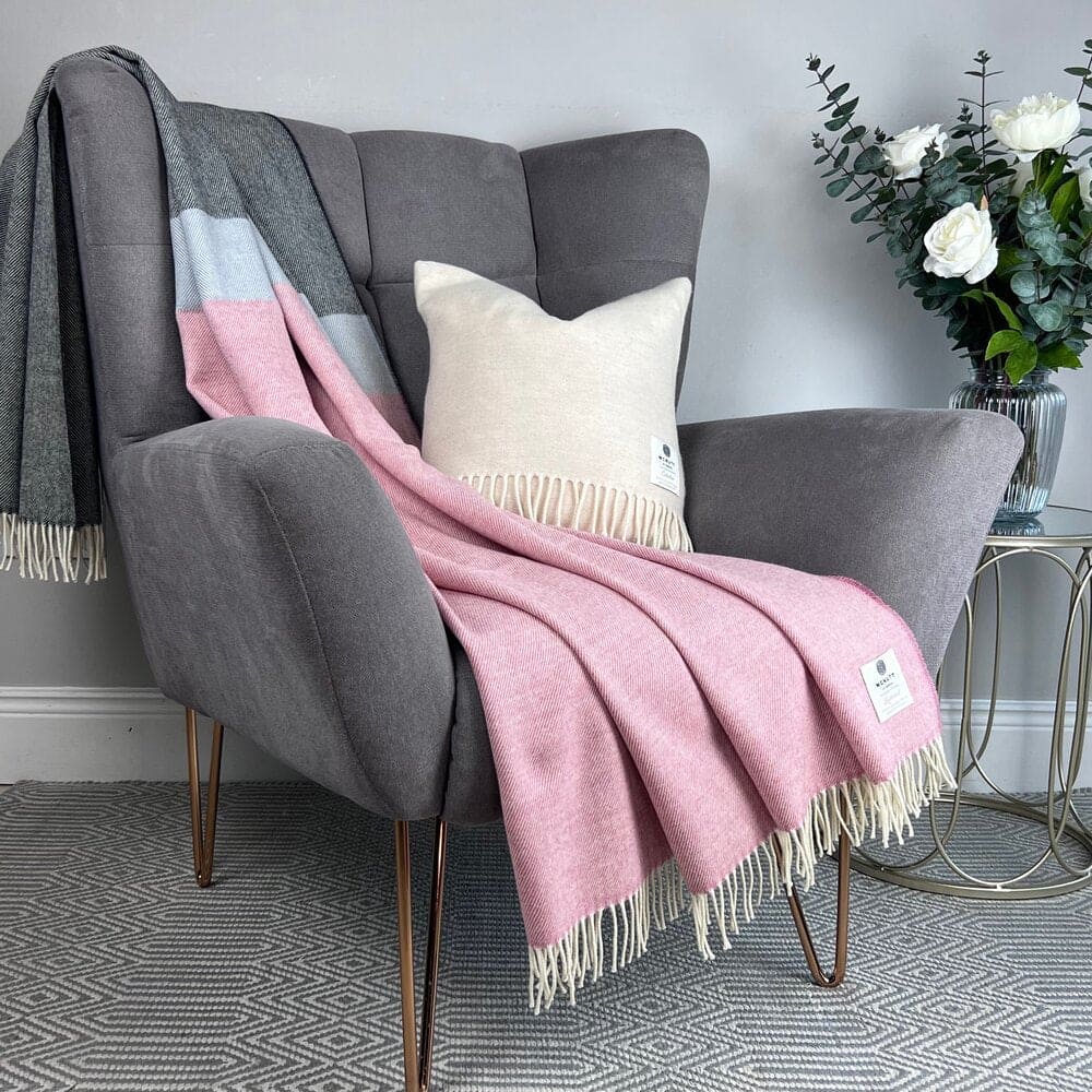 McNutt Lambswool Throw - Paris