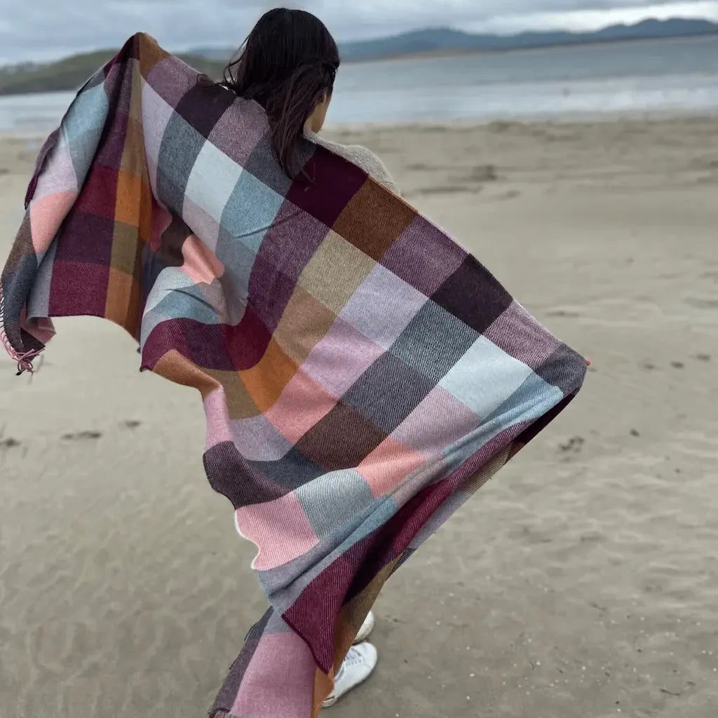 McNutt Lambswool Wrap - Rose Dust
