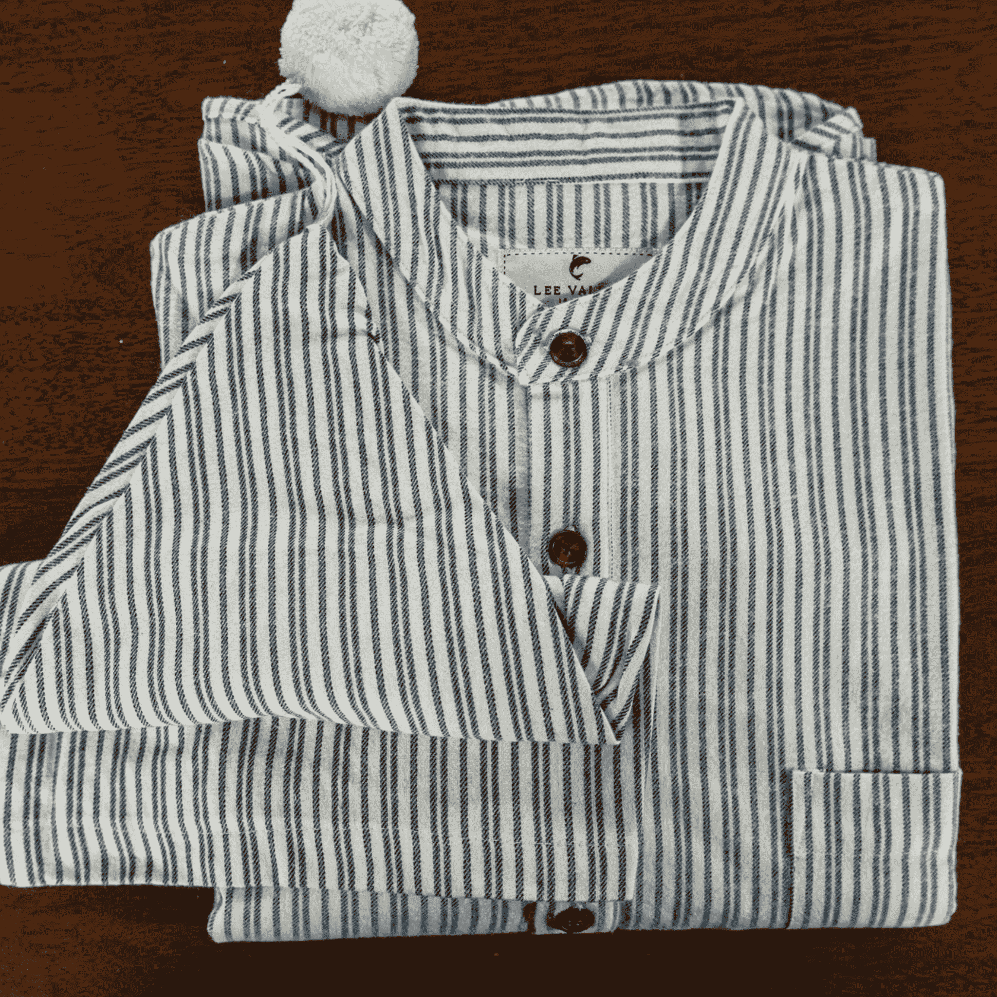 Lee Valley Night Shirt - Blue and Ivory