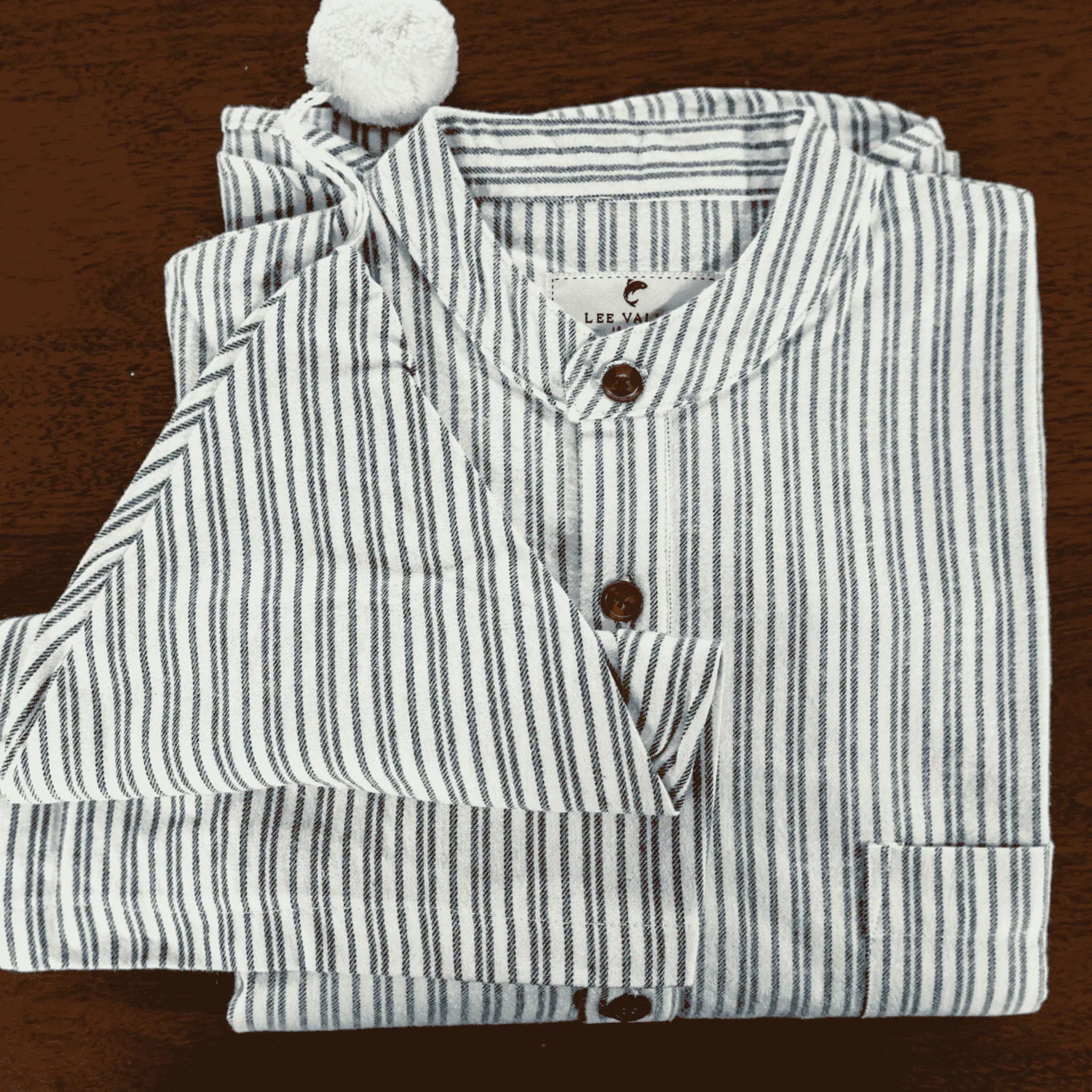 Lee Valley Night Shirt - Blue and Ivory