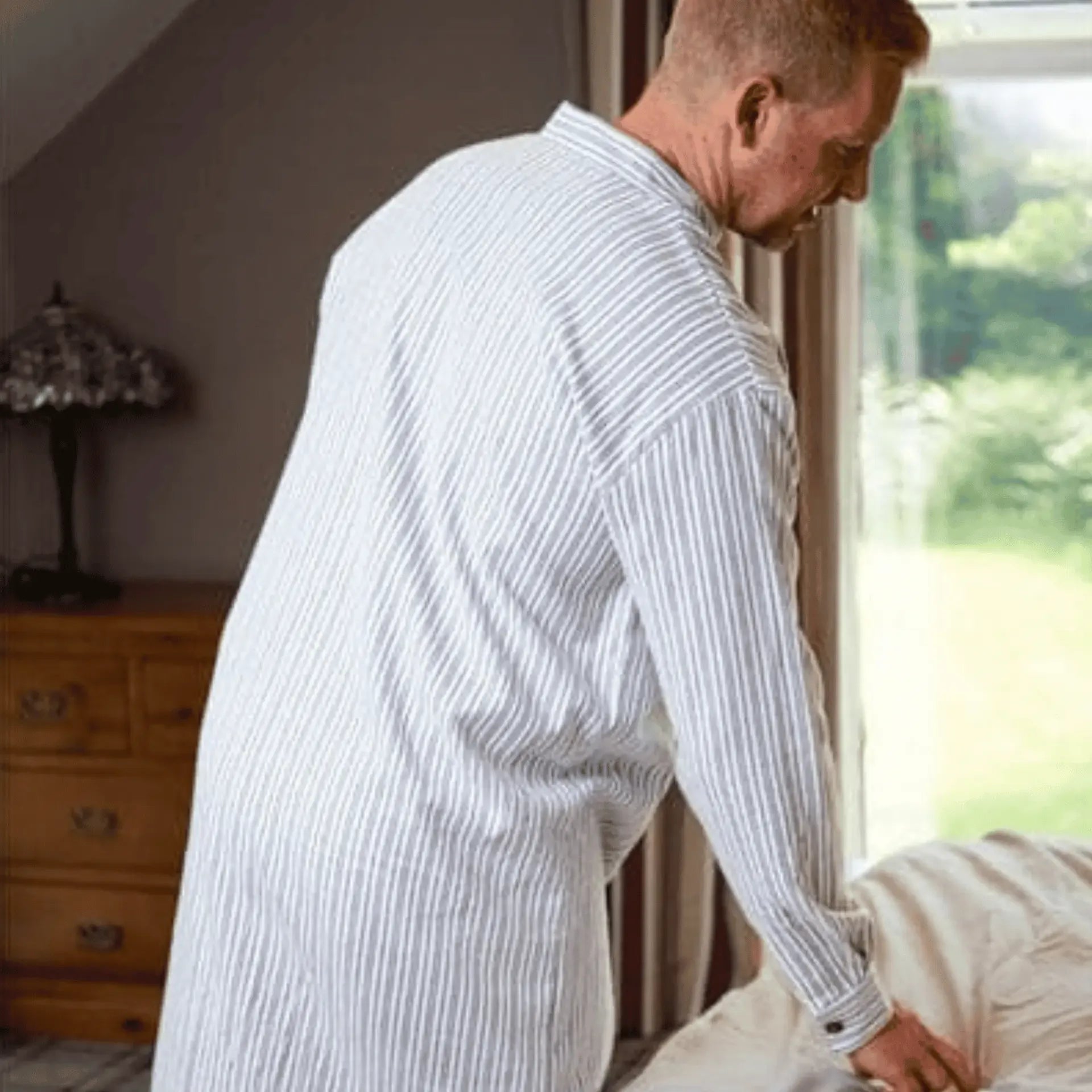 Lee Valley Night Shirt - Blue and Ivory
