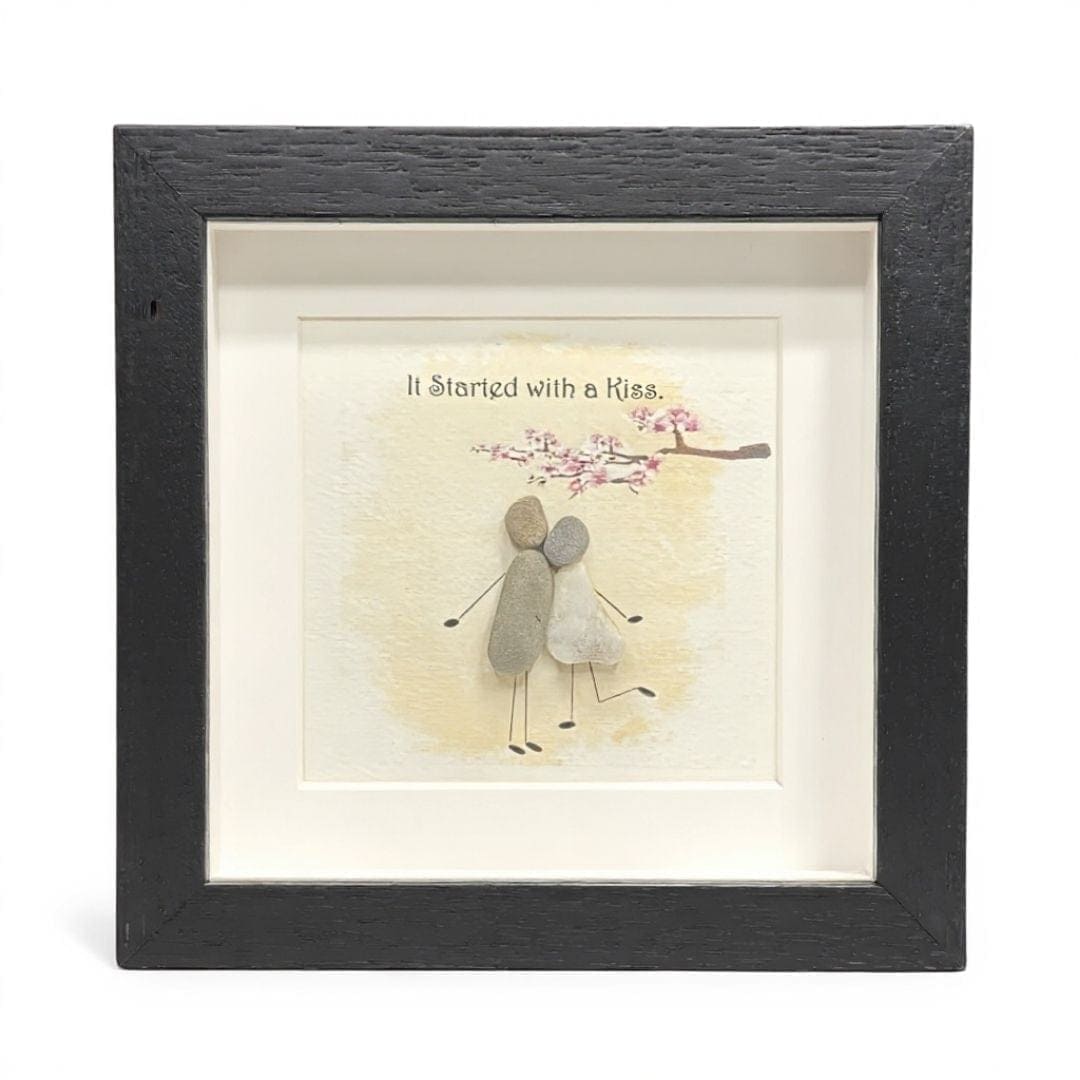 Connemara Sheep & Wool Centre Púróga Pebble Art - It Started With a Kiss