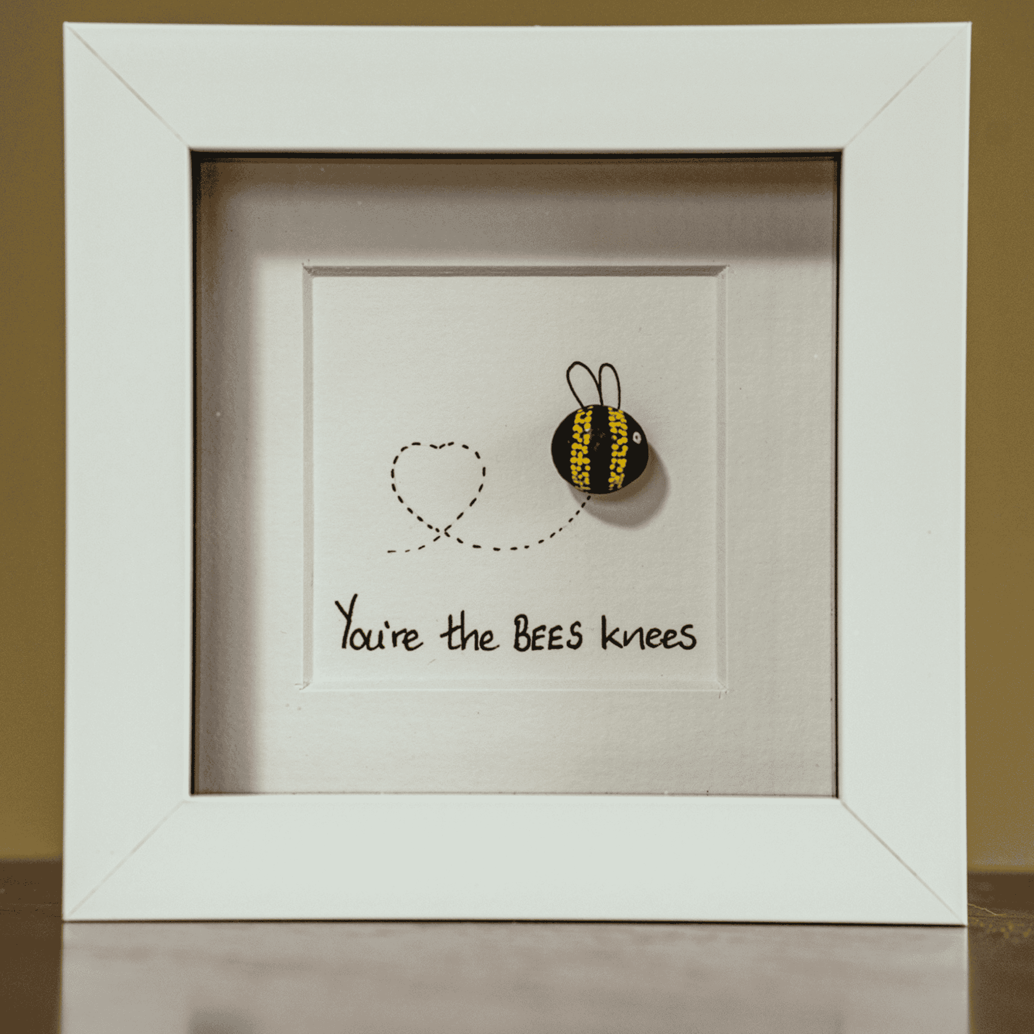 Connemara Sheep & Wool Centre Simply Mourne Pebble Art - You're The Bees Knees