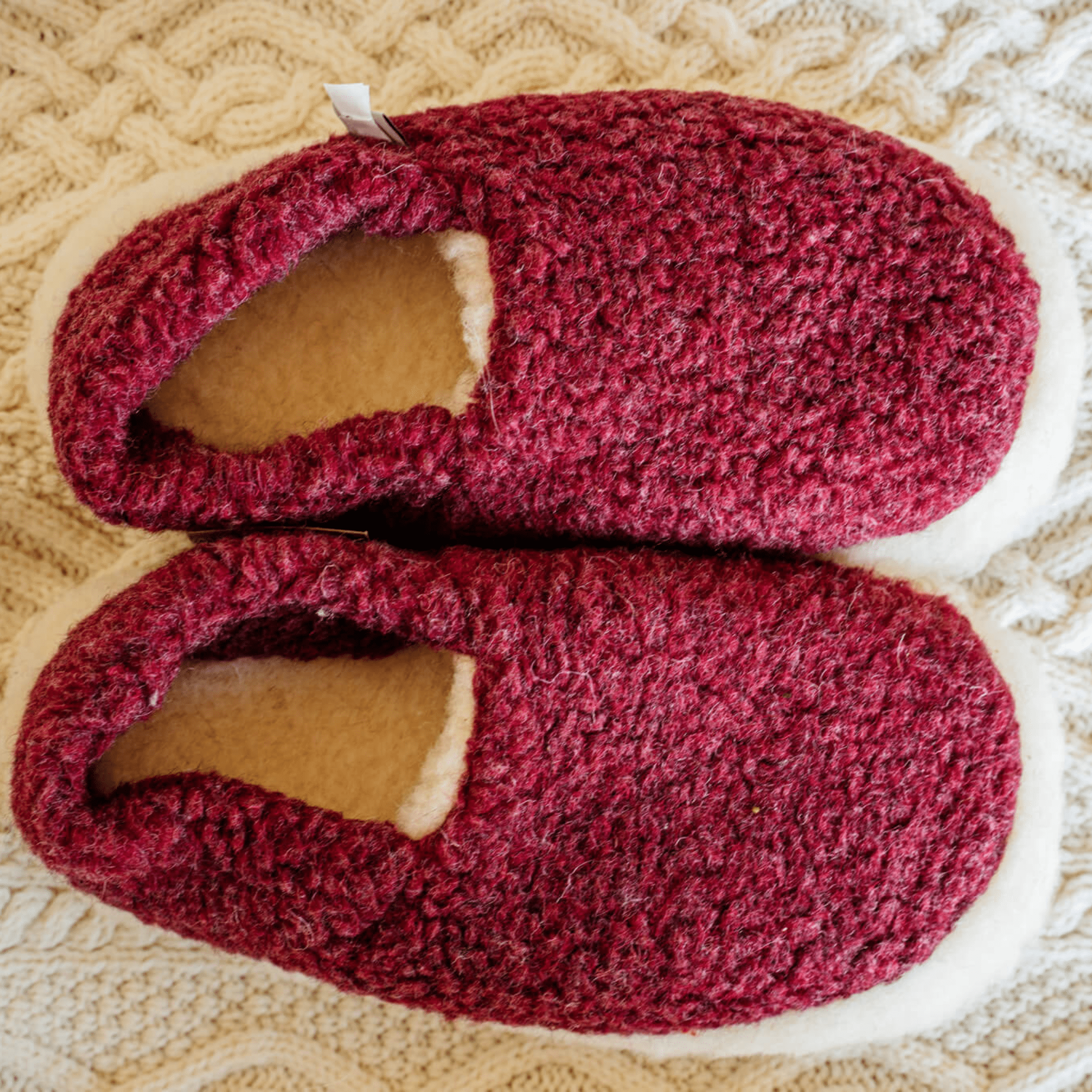 Yoko UK 3 EU 35/36 US 5/5.5 Wool slippers Red