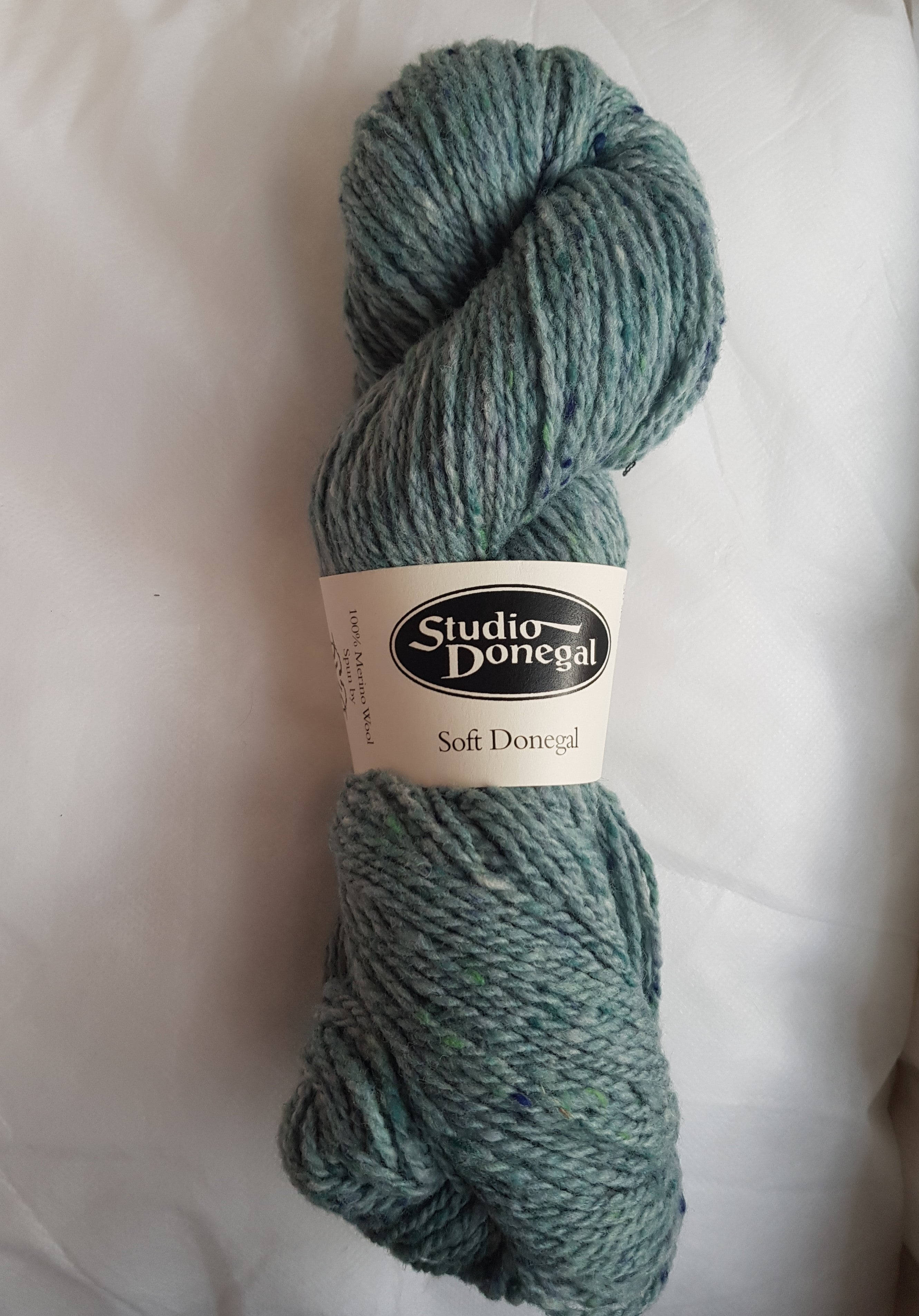 100g Hank of Soft Donegal Knitting Wool Colour: 5519