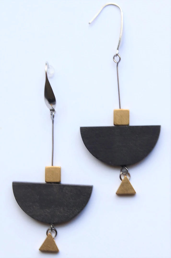 Sandia Dublin Long Boat Earrings  Black