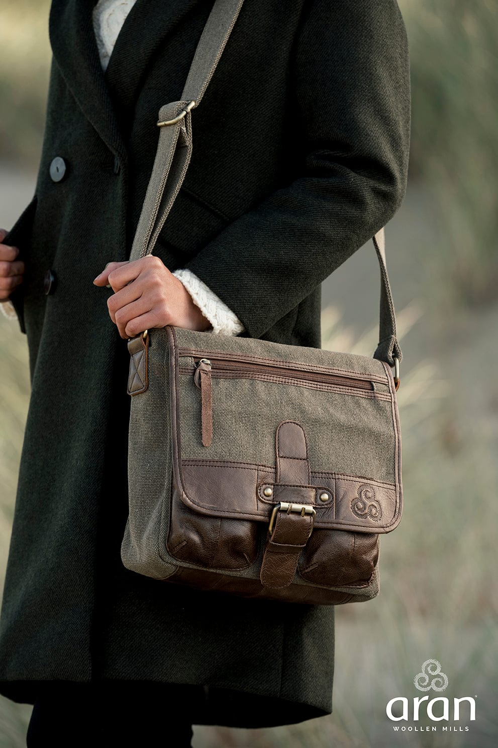 Aran Woollen Mills Single buckle Irish tweed and leather bag